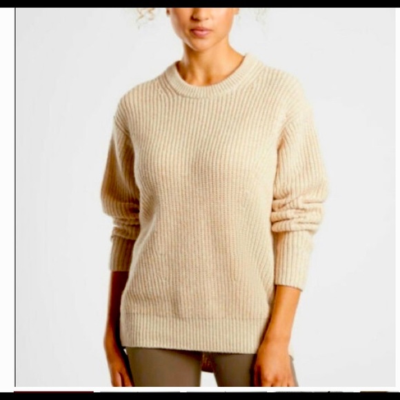Athleta Sweaters - Athleta | Cascades Crew Sweater sz M | GUC
